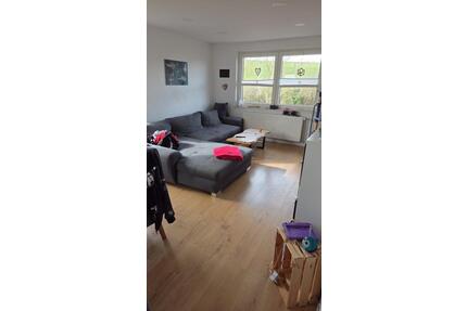 4 ZKB + WC + Balkon & Stellplatz. - Bad Arolsen