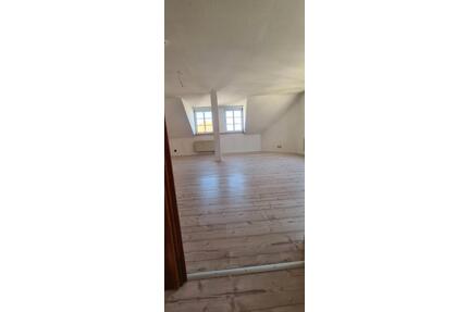 Attraktive lichtdurchflutete 4-Raum-Maisonette-Wohnung – ideal für Familien - Oschersleben (Bode)