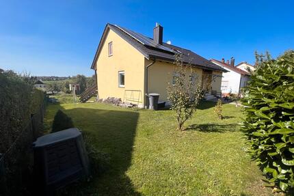 Ruhig gelegenes Einfamilienhaus - Maxhütte-Haidhof