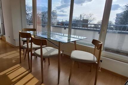 Möblierte 1 Zimmer Wohnung mit Panorama und großem Balkon - Hannover Herrenhausen-Stöcken