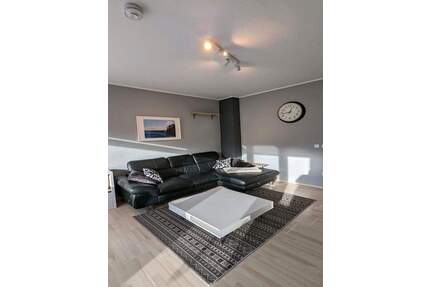 Helle 2-Zimmer-Wohnung mit Südbalkon nahe Havel - Berlin-Hakenfelde