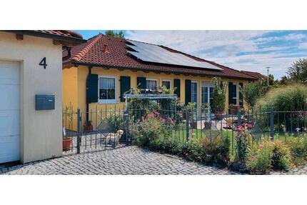 Bungalow, Niedrigenergie Haus mit Klimaanlage + PV - Prichsenstadt