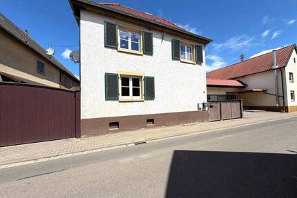 2 tolle Häuser * Neu- und Altbau * in Freisbach