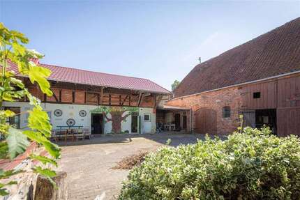 Haus zum Kaufen in Nettgau 119.000,00 € 191.8 m²