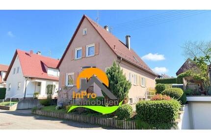 +++ Metzingen: Neue Chance., freistehendes Haus in gefragter Lage.