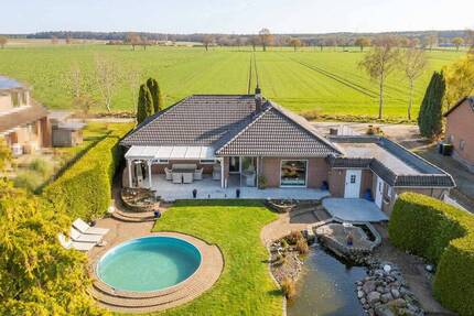 Schöner Winkelbungalow auf großem Traumgrundstück in Mechtersen