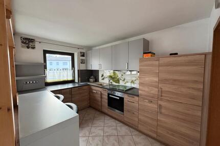 5,5 Zimmer Wohnung mit Garten in ruhiger Lage zu vermieten - Cham