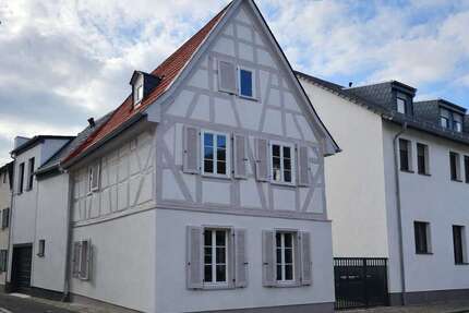 Wohnung zum Mieten in Wiesbaden 1.848,00 € 110 m²