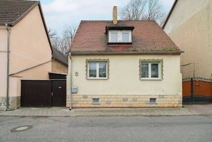 Für Tatkräftige: Gestaltbares EFH in Feldrandlage - Mücheln (Geiseltal) Branderoda