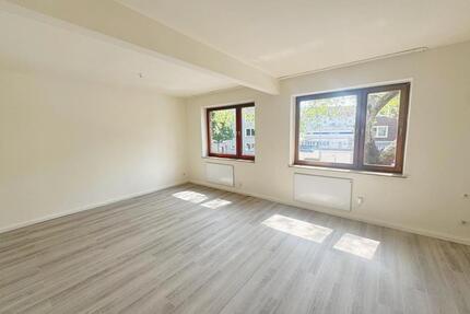 Renovierte Wohnung mit Balkon - Erstbezug nach Sanierung - Gelsenkirchen Gelsenkirchen-Mitte
