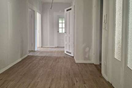 Wohnung zum Mieten in Esslingen am Neckar 1.200,00 € 101 m²