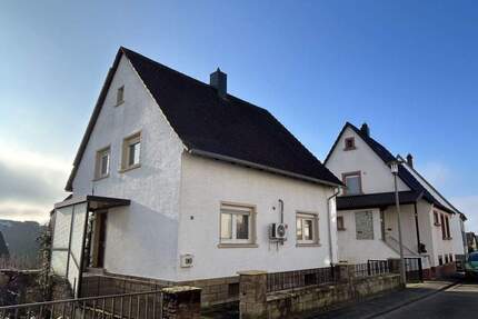 BIETERVERFAHREN - PROVISIONSFREI für Käufer - Renovierungsbedürftiges Einfamilienhaus mit Garten - Otterbach