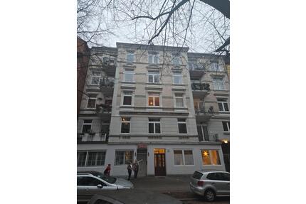 Von privat: 5-Zimmer WG-Altbauwohnung in Eimsbüttel - Hamburg Hoheluft-West