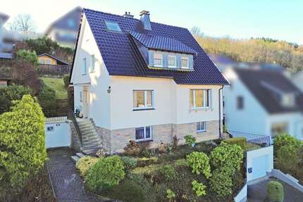 Haus zum Kaufen in Sundern (Sauerland) 265.000,00 € 140 m²