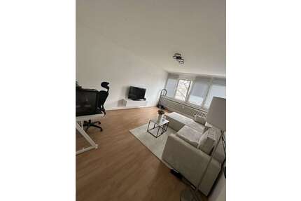 Wohnung zum Mieten in Krefeld 450,00 € 54.03 m²