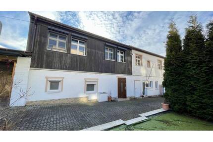 3 Garagen, 3 Carports, komplett umzäunt - Dohna