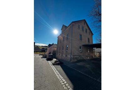 Mehrfamilienhaus - 160.000,00&nbsp;EUR Kaufpreis, ca.&nbsp; 250,00&nbsp;m&sup2; in Hohndorf (PLZ: 09394)