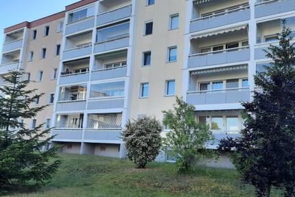 Frisch renovierte 3-Raum-Wohnung mit Balkon - Großenhain