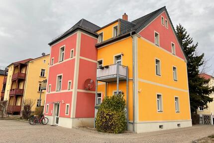 Charmante 2ZKB mit Balkon, Fußbodenheizung & zwei Stellplätzen - Coswig