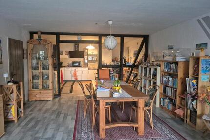 Souterrainwohnung - 870,00&nbsp;EUR Kaltmiete, ca.&nbsp; 80,00&nbsp;m&sup2; in Wermelskirchen (PLZ: 42929)