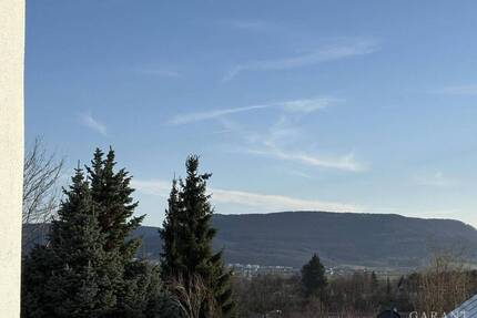 Stilvoll wohnen oder clever investieren - 3 12 Zi.-Whg. mit 2 Balkonen und Garage, in ruhiger Lage! - Böbingen an der Rems