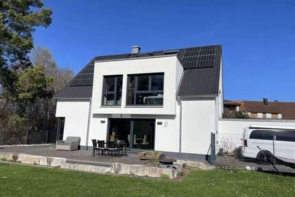 Haus zum Kaufen in Velden 1.250.000,00 € 190 m²