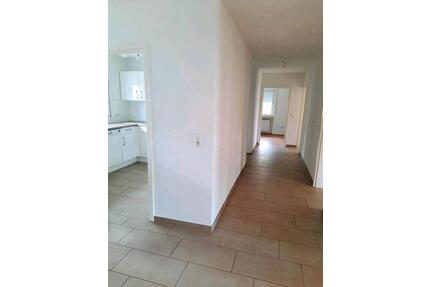Vermietung 4,5-Zimmer EG-Wohnung in Ellwangen, zentrale Lage - Ellwangen (Jagst)