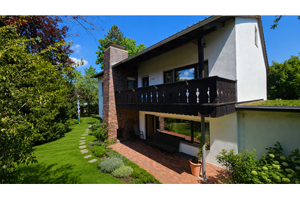 Haus zum Kaufen in Hohenbrunn 1.950.000,00 € 270 m²