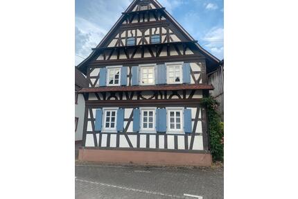 Provisionsfrei ! Fachwerk Doppelhaus mit zusätzlichem Bauplatz - Leimersheim
