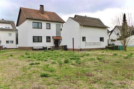 Haus zum Kaufen in Neulußheim 450.000,00 € 127 m²