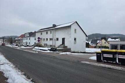 4 Familienhaus zu verkaufen 450000€ Wfl 335m2 Top Rendite - Rotenburg an der Fulda