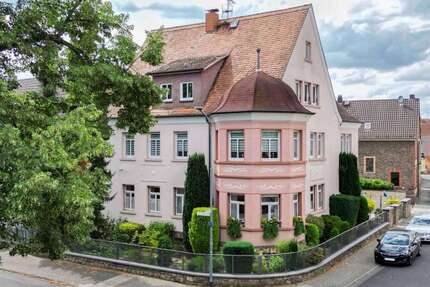 Haus zum Kaufen in Hainburg 1.075.000,00 € 400.5 m²