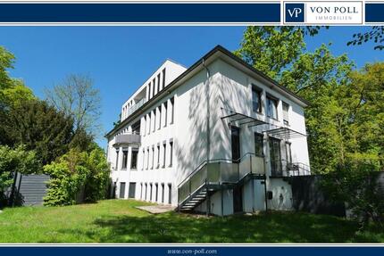 Elegantes Wohnen auf zwei Ebenen mit herrlichem Garten - Bad Lippspringe