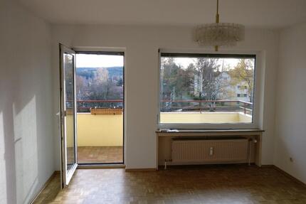 Mietwohnung in Bayreuth Meyernberg mit Südbalkon, Einbauküche