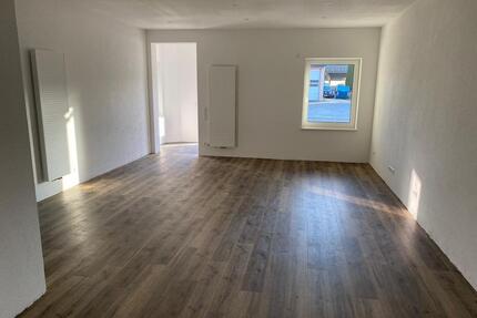 Neuwertige 3 Zimmer Wohnung - 972,00&nbsp;EUR Kaltmiete, ca.&nbsp; 80,00&nbsp;m&sup2; in Fremdingen (PLZ: 86742)