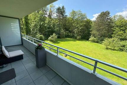 Exklusive, ruhige und barrierefreie Zwei-Zimmer-Eigentumswohnung - kernsaniert (2012) ! Balkon und Stellplatz! - Bonn Muffendorf