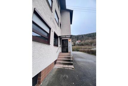 Helle 3-Zimmer-Wohnung mit großem Balkon & schöner Aussicht - Bad Wildbad