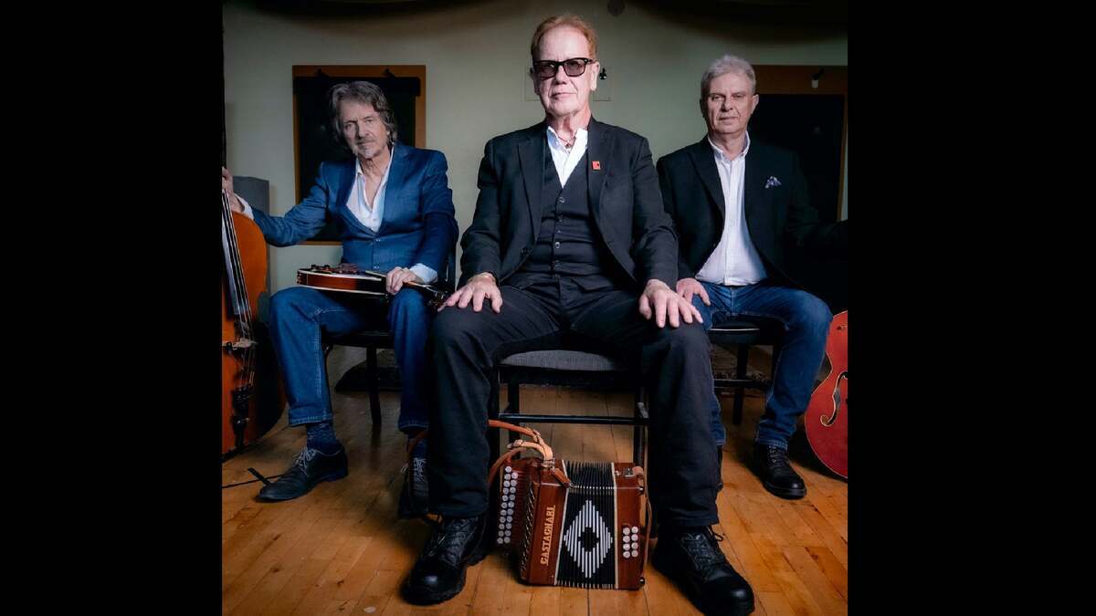 John Jones, Al Scott, Ray Cooper from Oysterband