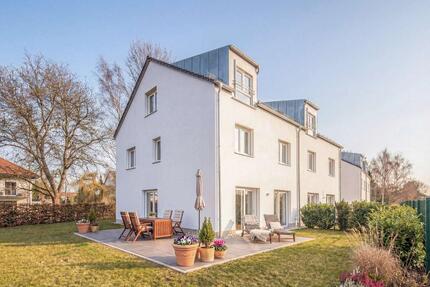 Familiengerechte, moderne Haushälfte in grüner Lage - München Allach-Untermenzing