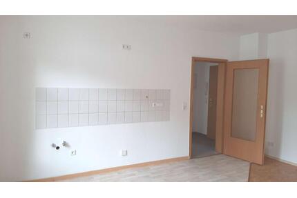 Kleine Wohnung im Sehmatal mit Stellplatz und Einbauküche!