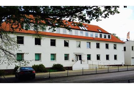 Helle Büroräume - 900,00&nbsp;EUR Kaltmiete, ca.&nbsp; 151,00&nbsp;m&sup2; in Hildesheim (PLZ: 31137) Himmelsthür