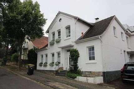 Haus zum Kaufen in Barsinghausen 419.000,00 € 254.3 m²