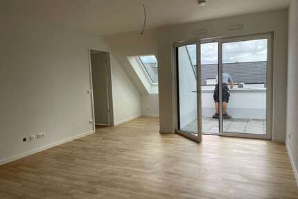 Wohnung zum Mieten in Leverkusen 999,00 € 56.8 m²