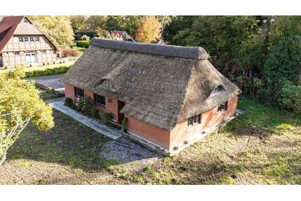 LANDHAUS IM DORNRÖSCHEN SCHLAF, modernisierungsdürftiges Anwesen mit viel Platz ! BITTE LESEN! - Stadland Norderschwei