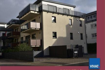 Großzügige 5ZKB mit Balkon. Jung, hell und zentral! 2 TG-Stellplätze. - Friedrichsdorf