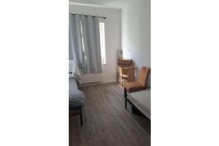 Schönes helles Zimmer ab sofort frei in Aachen City