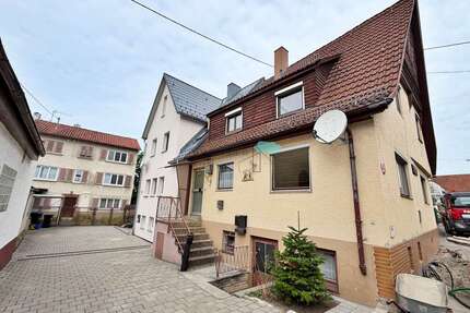 Haus zum Kaufen in Filderstadt 200.000,00 € 98 m²