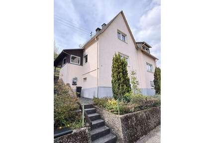 Haus zum Kaufen in Idar Oberstein 139.000,00 € 135 m²