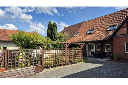 Haus zum Kaufen in Uetze 339.000,00 € 147.8 m²