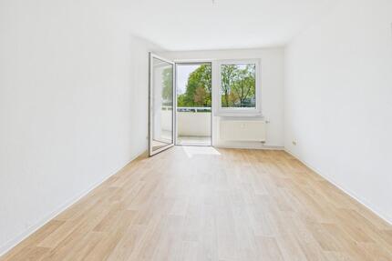 2-Raum-Wohnung im Erdgeschoss mit Balkon in Schloßchemnitz